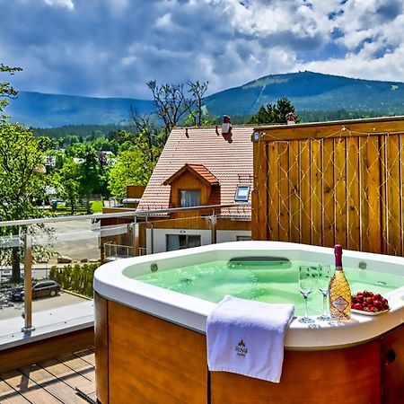 Royal Prestige Collection Z Prywatnym Jacuzzi - Stone Hill Resort Z Basenem I Saunami Szklarska Poreba Luaran gambar
