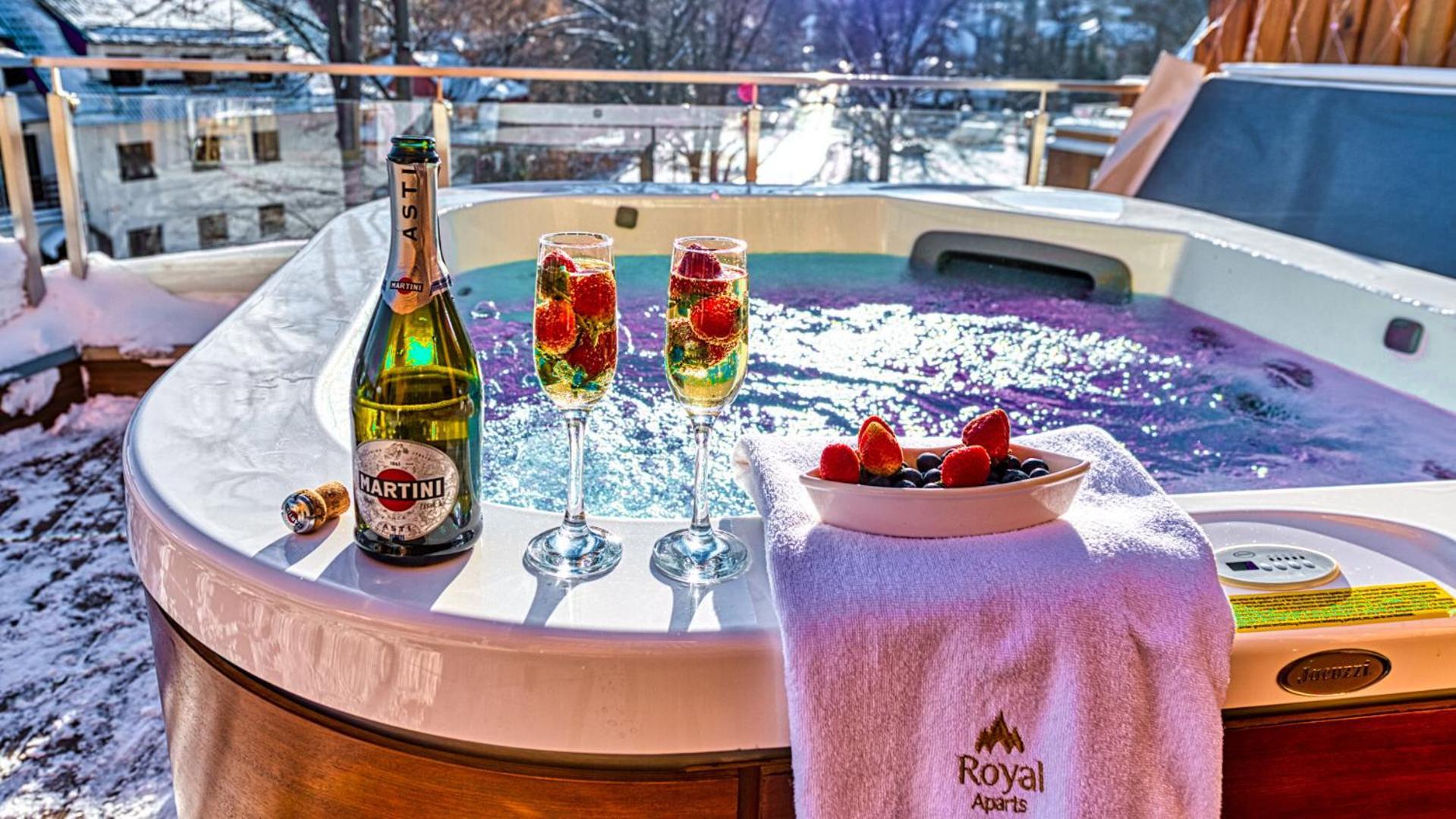 Royal Prestige Collection Z Prywatnym Jacuzzi - Stone Hill Resort Z Basenem I Saunami Szklarska Poreba Luaran gambar