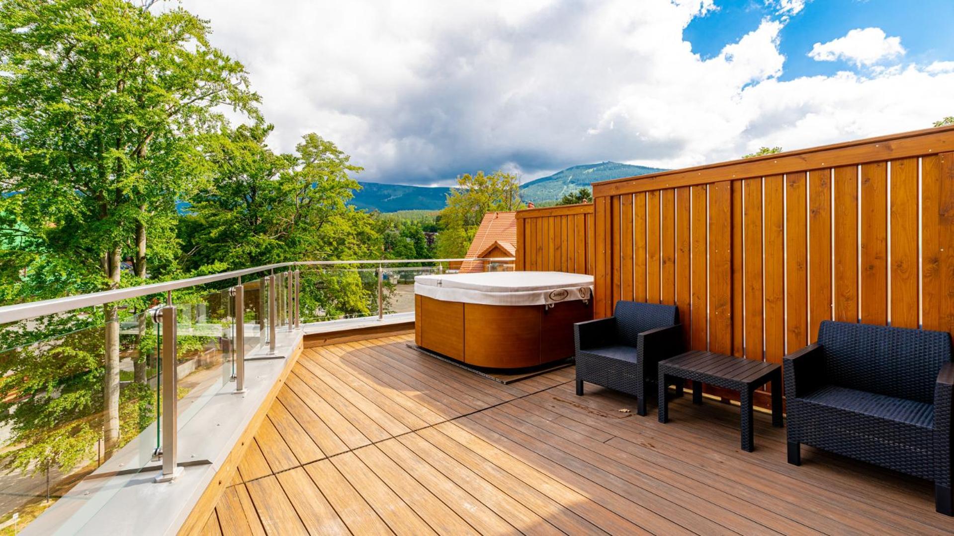 Royal Prestige Collection Z Prywatnym Jacuzzi - Stone Hill Resort Z Basenem I Saunami Szklarska Poreba Luaran gambar